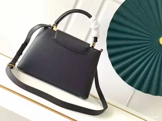 Cheap MM LOUIS VUITTON CAPUCINES 0524